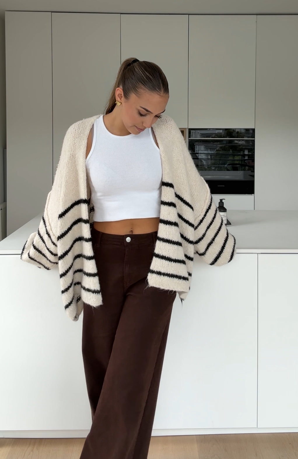 CARDIGÁN RAYADO GRUESO VAINILLA NEGRO