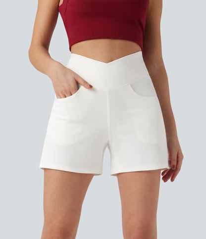 Shorts denim cintura alta con bolsillos, corte en A, pierna ancha y acabado lavado