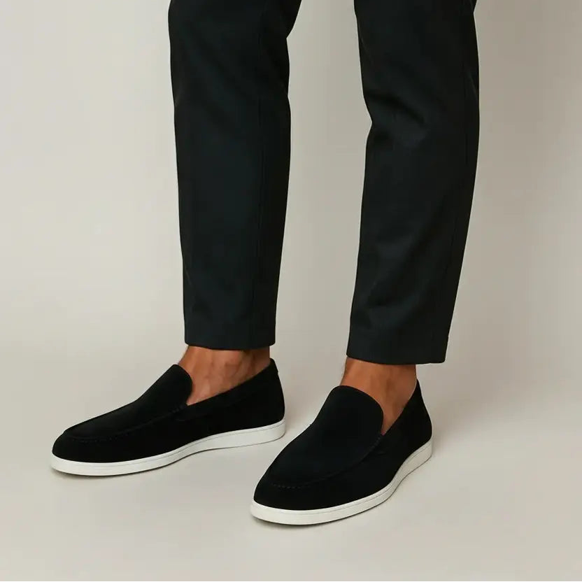 Elegantes mocasines de ante