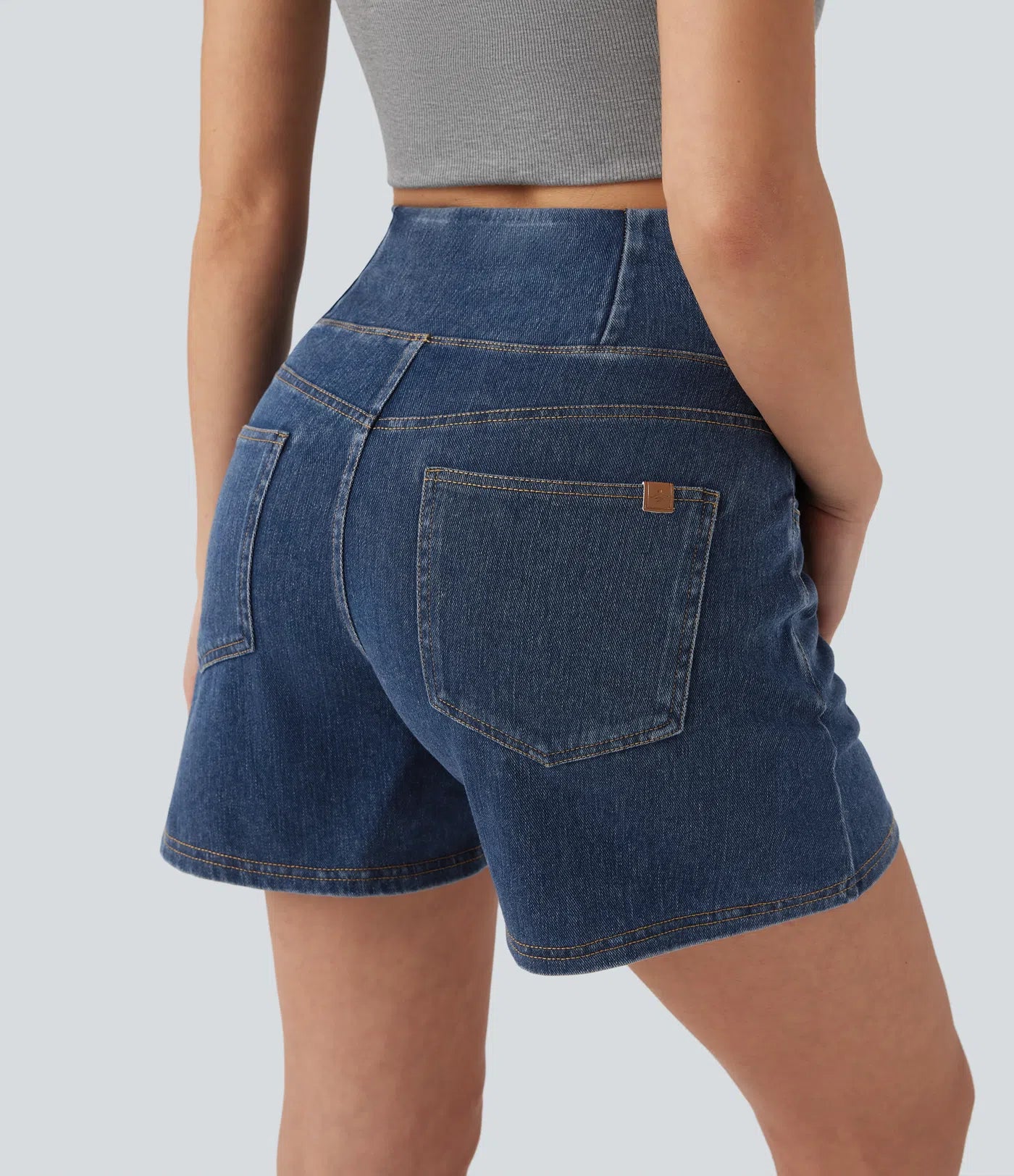 Shorts denim cintura alta con bolsillos, corte en A, pierna ancha y acabado lavado
