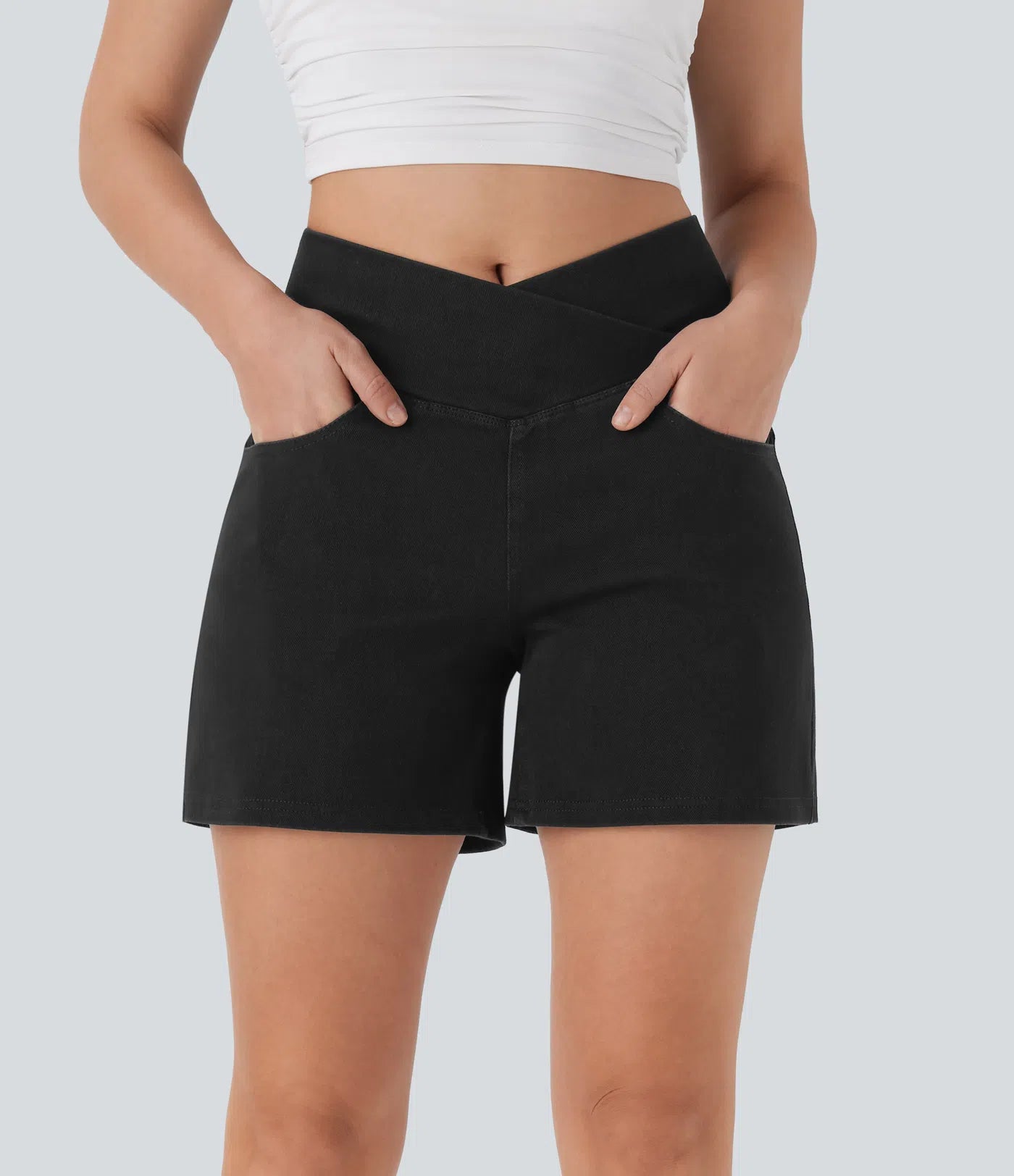 Shorts denim cintura alta con bolsillos, corte en A, pierna ancha y acabado lavado