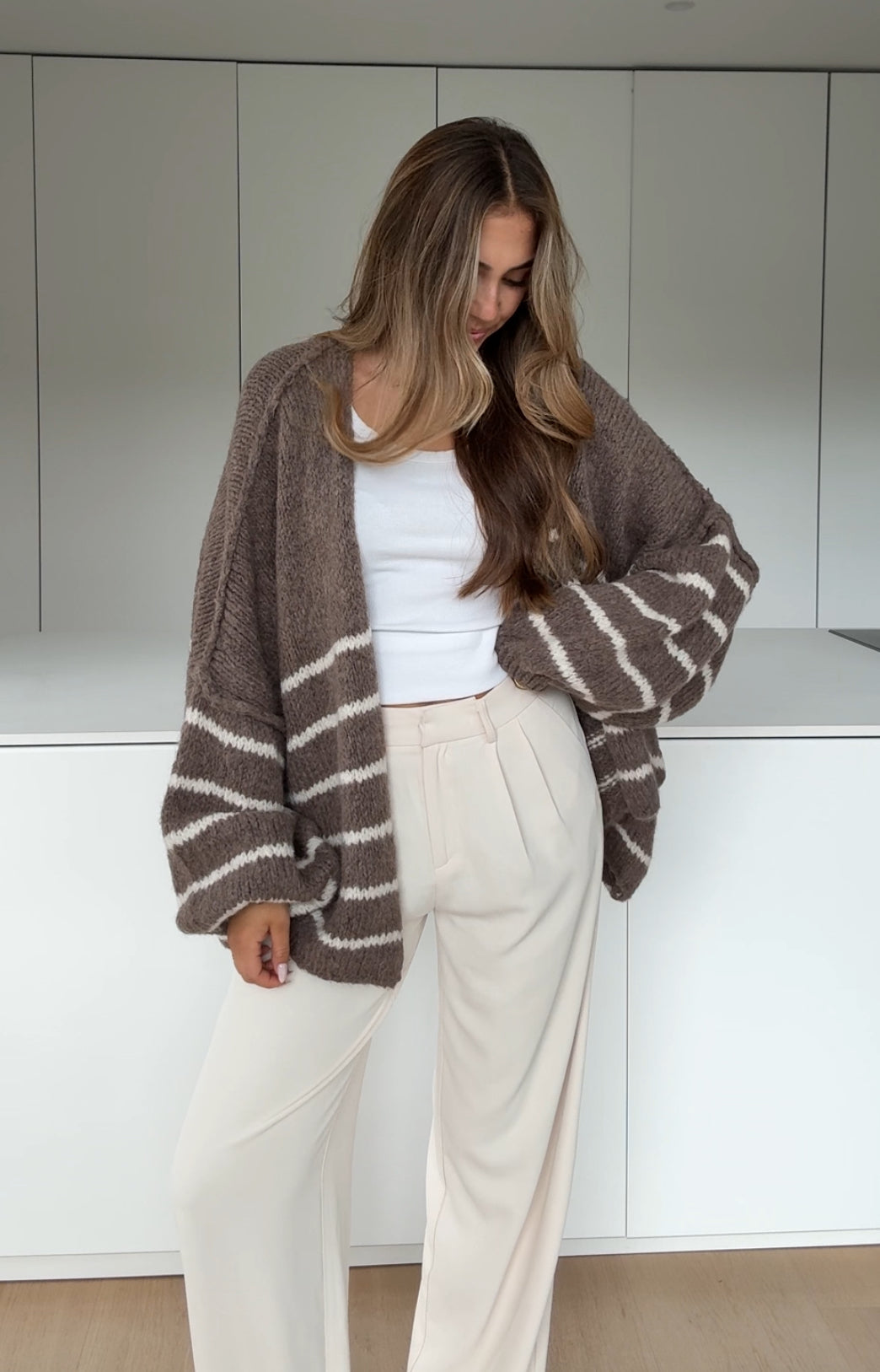 CARDIGÁN RAYADO GRUESO CANELA