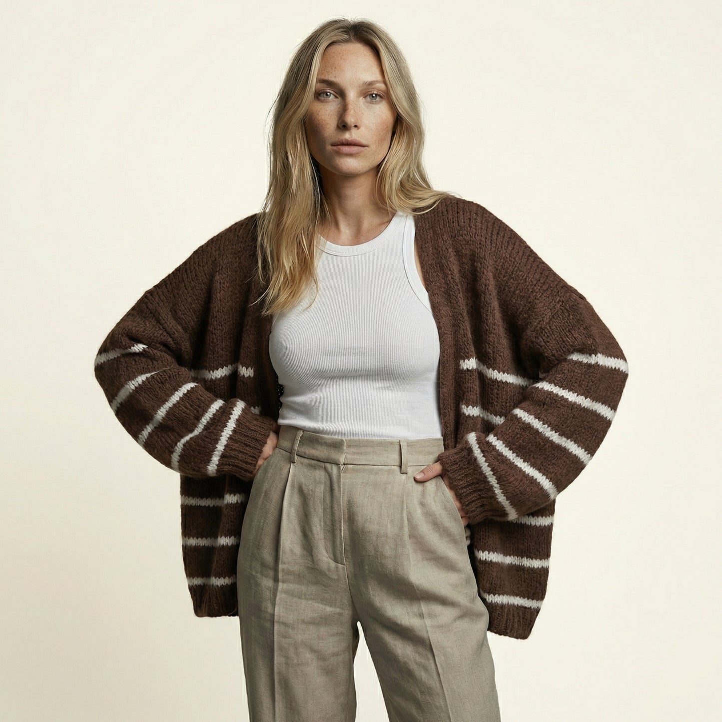 CARDIGÁN CHOCOLATE A RAYAS Y GRUESO