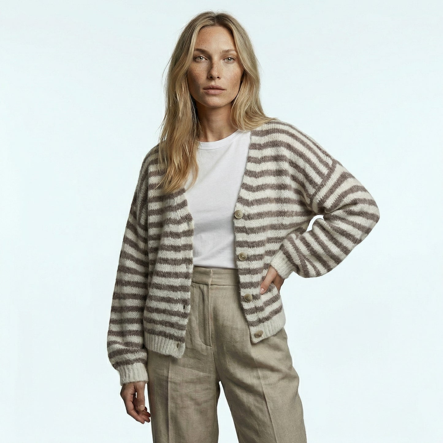 CARDIGÁN RAYADO COLOR TAUPE