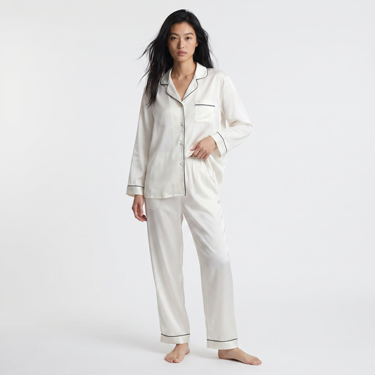 Pijama con detalles en seda pura, 2 piezas